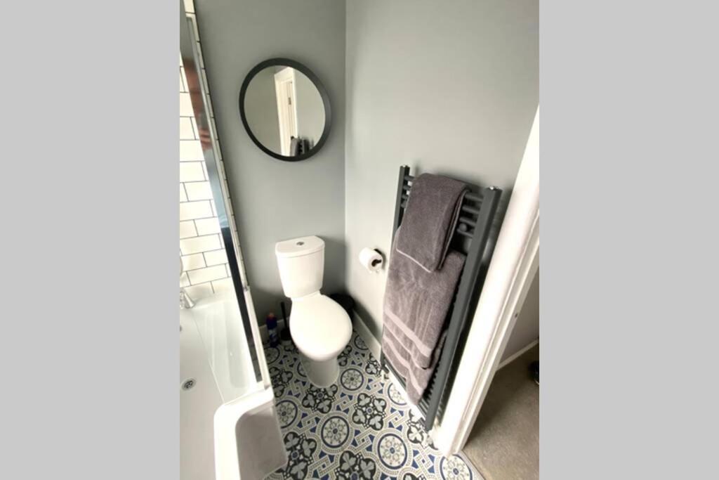 Spacious 2 Bed Apt Sleeps 4 Near Bournemouth Beach Luaran gambar